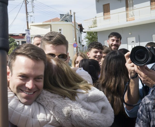 Ο Στέφανος Κασσελάκης στη γιορτή μανταρινιού 