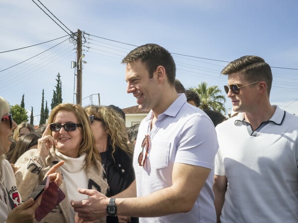 Ο Στέφανος Κασσελάκης στη γιορτή μανταρινιού 