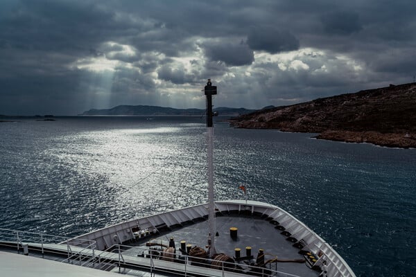 Η αθέατη πλευρά ενός πλοίου της γραμμής τον χειμώνα 