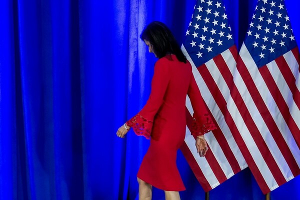 Super Τρίτη: Η Νίκι Χέιλι αποσύρεται από την κούρσα για υποψήφια πρόεδρος των ΗΠΑ