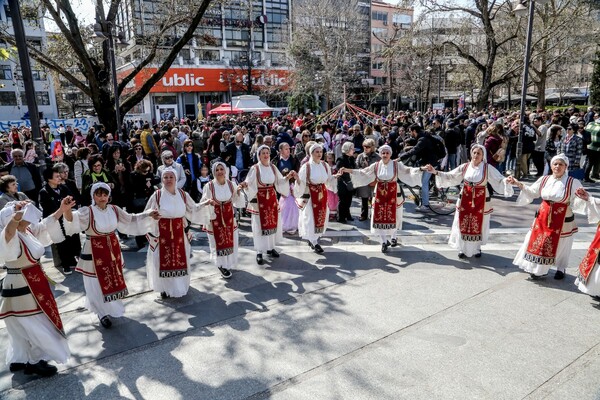 Εικόνες Αποκριών σε όλη τη χώρα