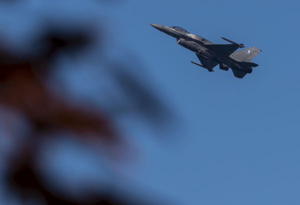 Έπεσε F-16- Σώος περισυνελέγη ο πιλότος