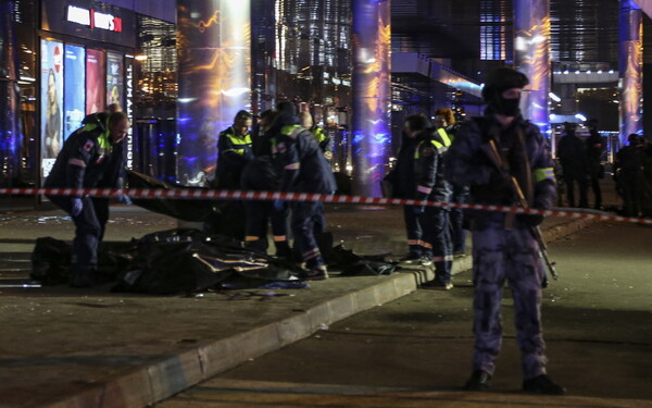 Τρομοκρατική επίθεση στη Μόσχα: Πάνω από 60 νεκροί από το χτύπημα του Ισλαμικού Κράτους