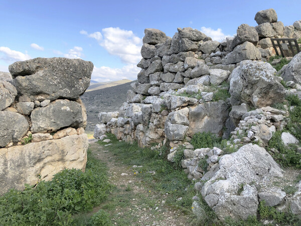 Η ακρόπολη της αρχαίας Μιδέας