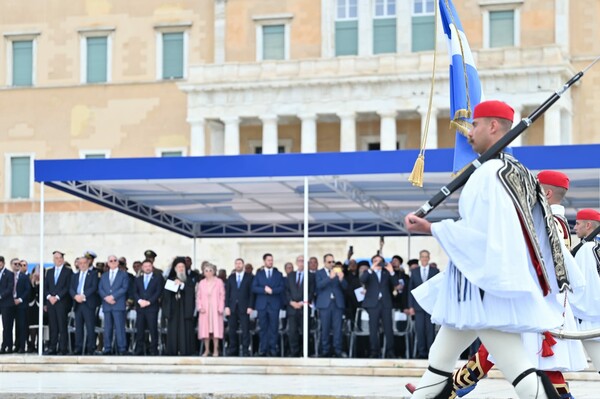 Δένδιας για 25η Μαρτίου: Τιμάμε τη μνήμη αμέτρητων ηρώων που θυσιάστηκαν για την Ελευθερία