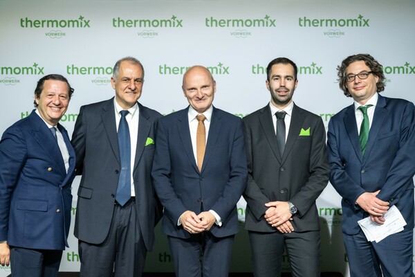 Τον σύντροφό τους στο Thermomix® και το Cookidoo® βρίσκουν οι Έλληνες οικιακοί μάγειρες