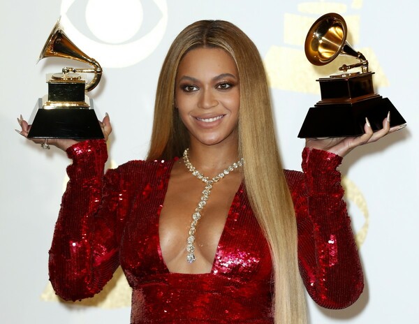 Η Beyoncé τραγουδά το «Jolene» της Ντόλι Πάρτον με δικούς της στίχους για τον Jay-Z