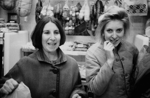 Francesca Woodman: Μια σύντομη ζωή, ένα έργο που επηρεάζει του καλλιτέχνες σήμερα, περισσότερο από ποτέ