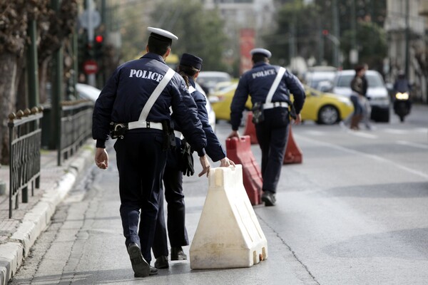 Kυκλοφοριακές ρυθμίσεις την Κυριακή στο κέντρο της Αθήνας λόγω αγώνα δρόμου