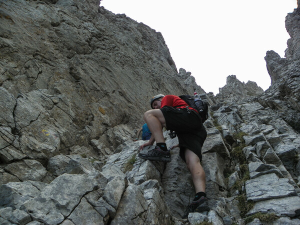Όλυμπος: Διασώθηκε ορειβάτης που είχε πέσει σε χαράδρα
