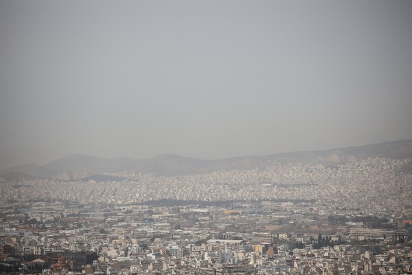 Αφρικανική σκόνη: Χάρτες του meteo.gr με τις περιοχές που θα επηρεαστούν