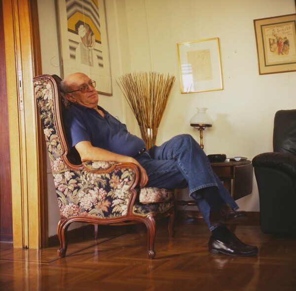 Πέτρος Μάρκαρης: «Η Αθήνα της μιας διαδρομής»