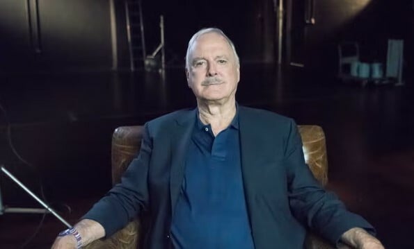 Το μυστικό για την αιώνια νιότη ισχυρίζεται πως βρήκε στα βλαστοκύτταρα ο Τζον Κλιζ