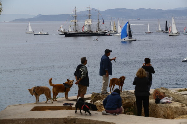 Ολυμπιακή Φλόγα: Αναχώρησε το ιστιοφόρο για τη Μασσαλία