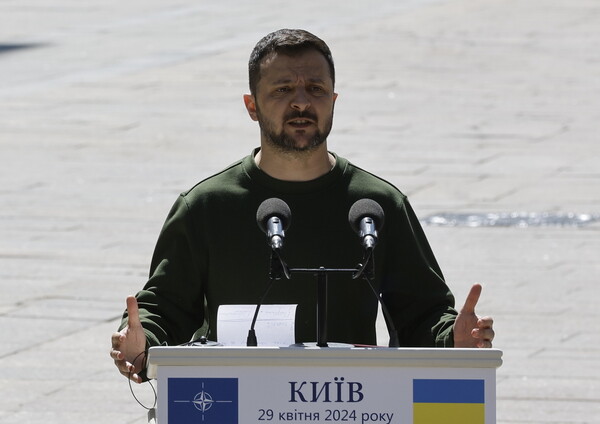 Ζελένσκι: «Δεν πιστεύω ότι η Ουκρανία θα ενταχθεί στο ΝΑΤΟ ενόσω διαρκεί ο πόλεμος» 
