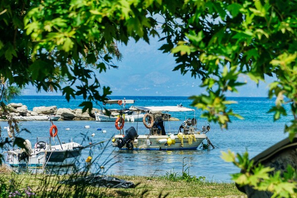 Meteo: Ο φετινός Απρίλιος ήταν ο θερμότερος της τελευταίας 15ετίας για τρεις περιοχές