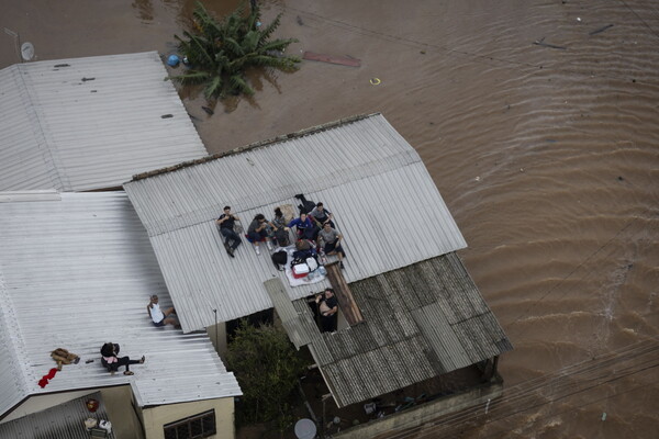 Πλημμύρες στη Βραζιλία: 78 νεκροί - Πάνω από 100 αγνοούμενοι