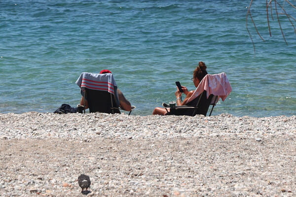 Καιρός - Meteo: Πού «άγγιξε» τους 30°C η θερμοκρασία