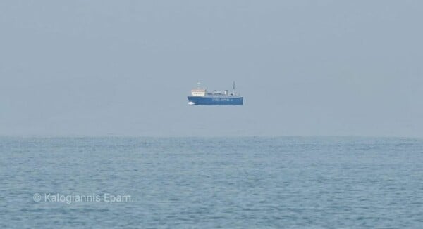Fata Morgana στην Κύμη: «Ιπτάμενο» πλοίο φαινόταν από την ακτή