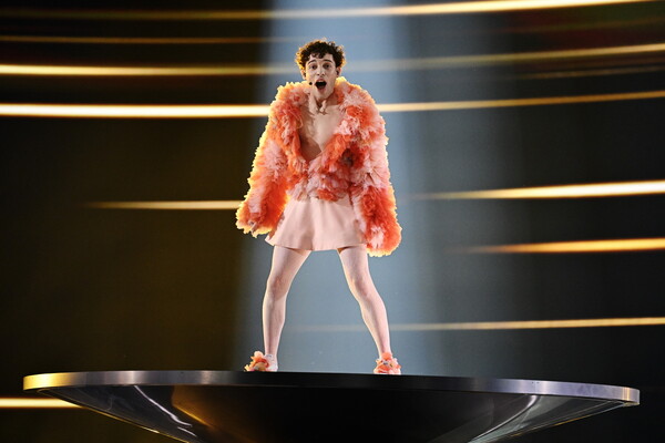 Nemo: Το non binary μεγάλο φαβορί της Eurovision 2024