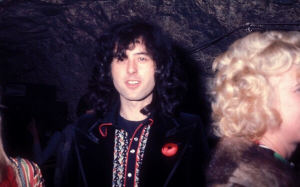 «Ήταν σαν μεσαιωνικό όργιο!»: Οι Led Zeppelin και το πιο εξωφρενικό πάρτι στην ιστορία του ροκ