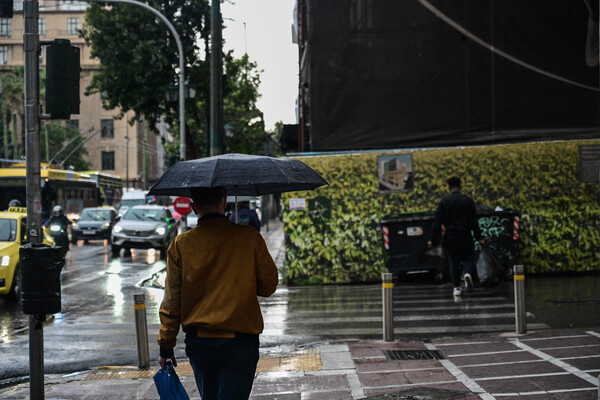 Καιρός: Βροχές και καταιγίδες σε όλη τη χώρα