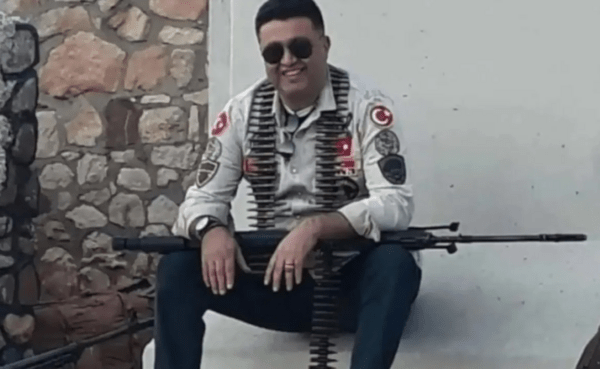 Ποιος είναι ο Τούρκος που συνελήφθη στην Αθήνα - Η συμμορία Baygaralar και ο αρχιμαφιόζος Σεντάτ Πεκέρ