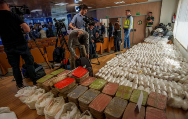 Κατασχέθηκαν 1,8 τόνοι μεθαμφεταμίνης που προσπάθησε να περάσει στην Ευρώπη το καρτέλ Σιναλόα
