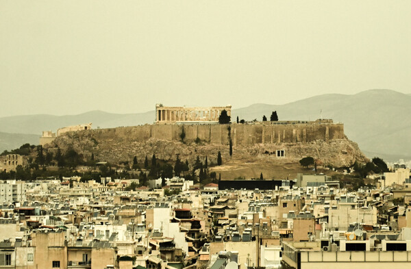 Αφρικανική σκόνη - Κολυδάς: Πότε υποχωρεί το φαινόμενο