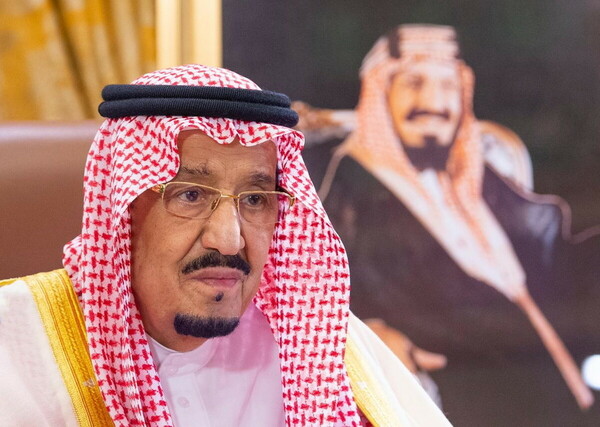 Σουδική Αραβία: Με λοίμωξη των πνευμόνων διαγνώστηκε ο βασιλιάς Σαλμάν
