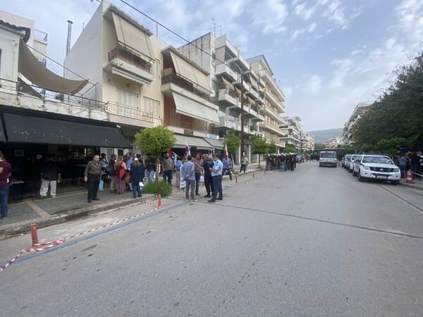 Ναυάγιο στην Πύλο: Ξεκινά η δίκη των εννέα Αιγυπτίων - Ένταση έξω από τα δικαστήρια