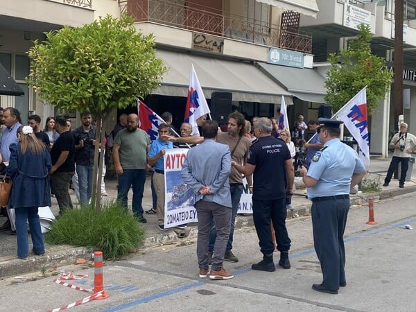 Ναυάγιο στην Πύλο: Ξεκινά η δίκη των εννέα Αιγυπτίων - Ένταση έξω από τα δικαστήρια