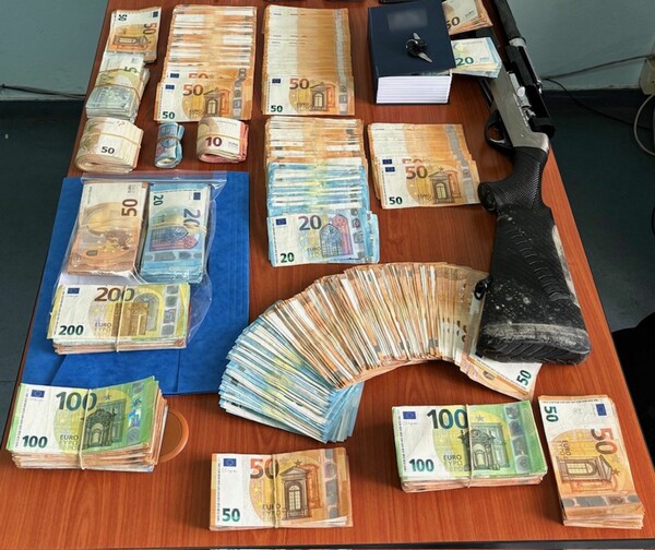 Κύκλωμα εφοριακών: Από κόσκινο περνούν τα αρχεία της ΔΟΥ Χαλκίδας