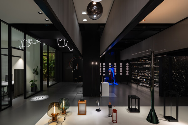 Το πρώτο ολιστικό lighting-design STUDIO στην Ελλάδα συνδέει το φως με τα συναισθήματα