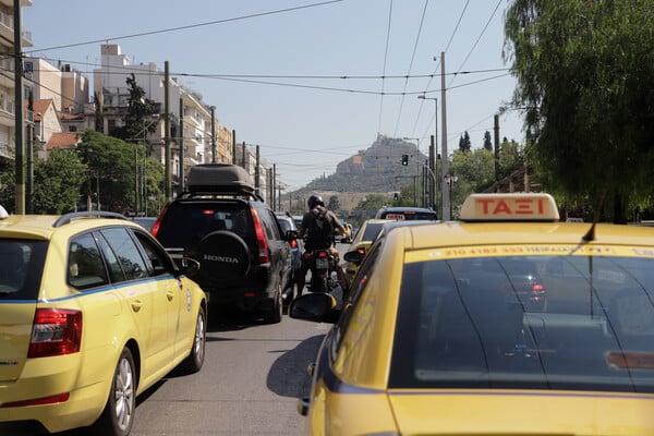 Κίνηση στους δρόμους: Μποτιλιάρισμα στον Κηφισό – Αναλυτικά τα προβλήματα
