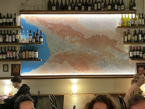 Γραφή, κρασί, κερί