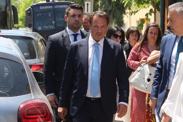 Απόστολος Λύτρας: Ποινική δίωξη στην πρώην σύζυγό του
