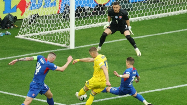 Euro 2024: Έμεινε ζωντανή με ανατροπή η Ουκρανία που νίκησε με 2-1 την Σλοβακία