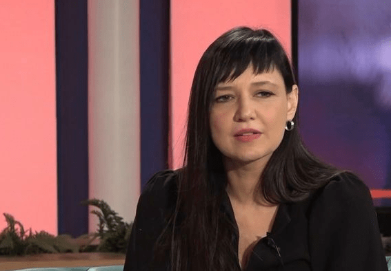 Αθηναΐς Νέγκα: «Δέχομαι μηνύματα που μου εύχονται να πεθάνω, επειδή διαφωνώ με τη Μαρίνα Σάττι»