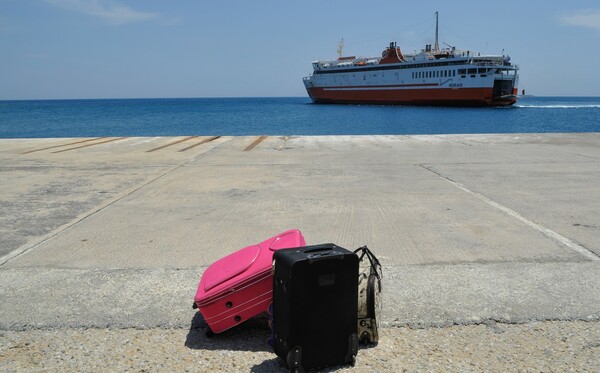 Σίκινος: Κανένα ίχνος από τις δύο Γαλλίδες - «Έχουμε ψάξει τα πάντα» λέει ο δήμαρχος