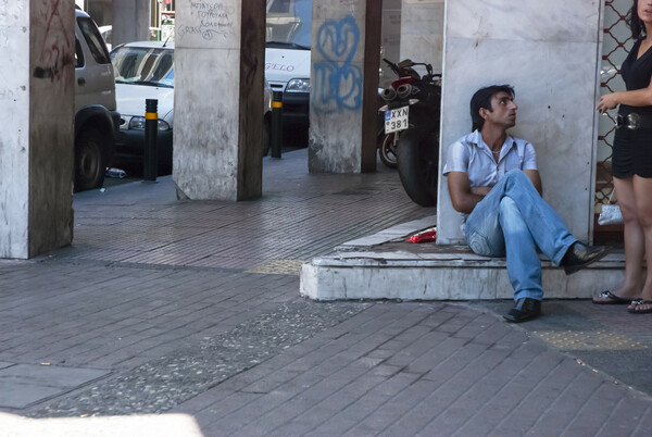 Αθήνα στεφανωμένη με βιολέτες