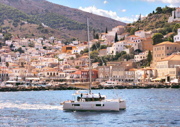 Στην Ύδρα, μετά τη φωτιά 