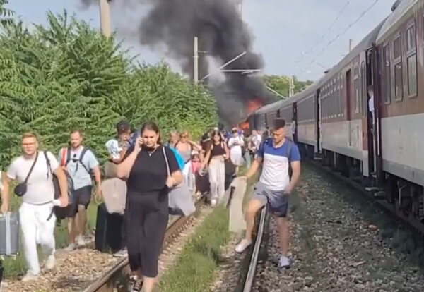 Σλοβακία: Τουλάχιστον τέσσερις νεκροί μετά από σύγκρουση τρένου με λεωφορείο