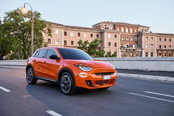 Το νέο Fiat 600 είναι η επιτομή της ιταλικής φινέτσας