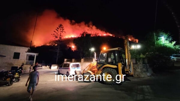 Φωτιά στη Ζάκυνθο: Σε δύσβατο σημείο στην Αγία Μαρίνα
