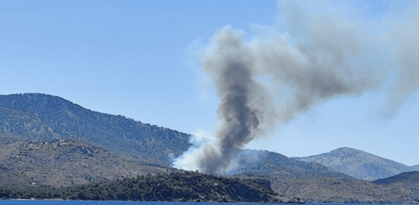 Φωτιά στην Χίο: Μήνυμ από το 112
