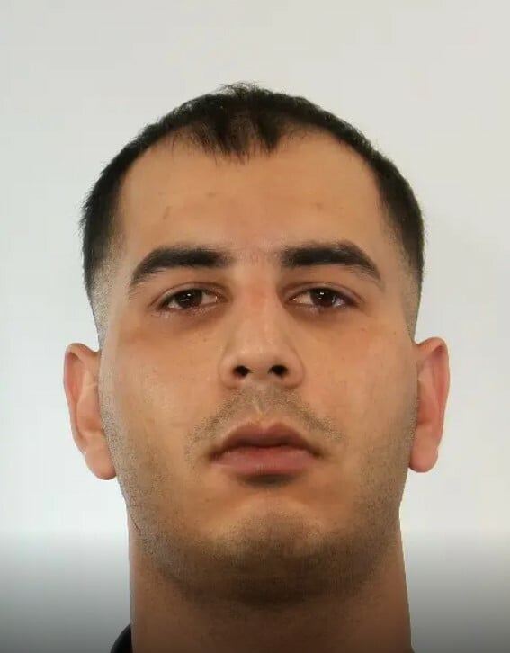 Φωτογραφίες 11 μελών σπείρας που έκλεβε αυτοκίνητα και σπίτια στην Αττική