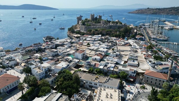 «Οι Τούρκοι τουρίστες πάνε στην Ελλάδα» - Κλειστά μαγαζιά και απολύσεις, καταγγέλουν Τούρκοι επιχειρηματίες