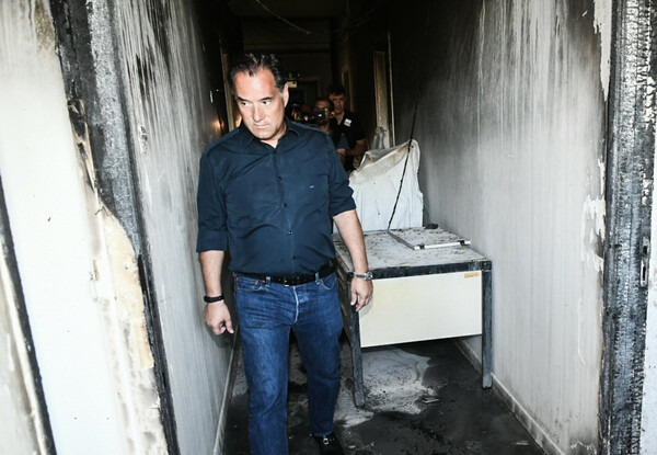 Καραμανδάνειο: Ζημιές στο νοσοκομείο από τη φωτιά