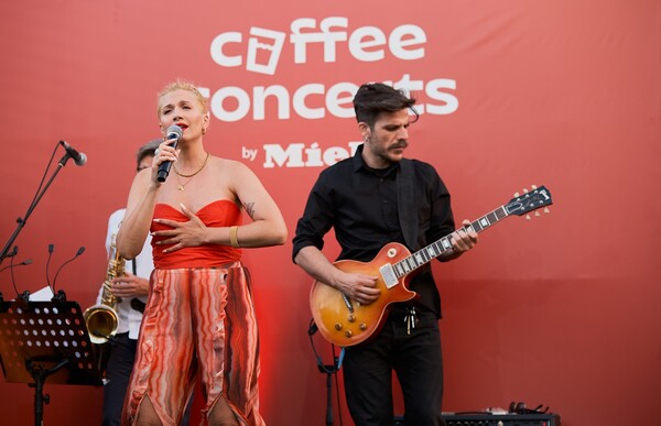 Coffee Concerts by Miele: Η Πέννυ Μπαλτατζή χαρίζει μοναδικές στιγμές στη δεύτερη unplugged συναυλία 